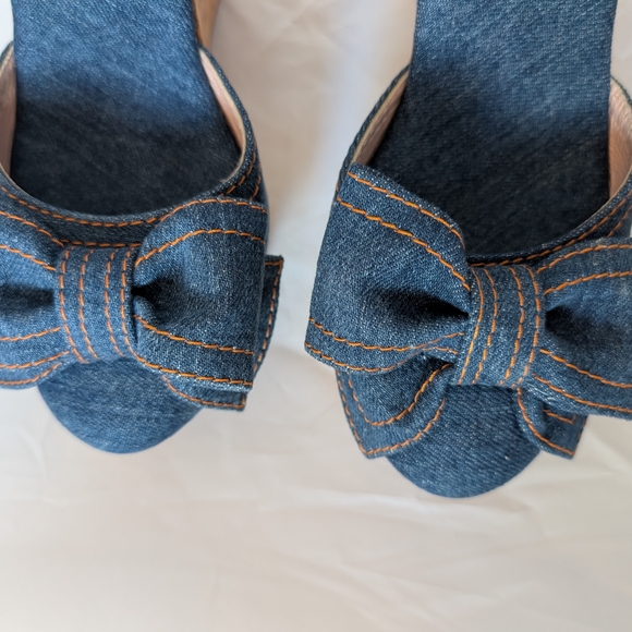 Red Denim Bow Wedge Sandals - Picture 10 of 12